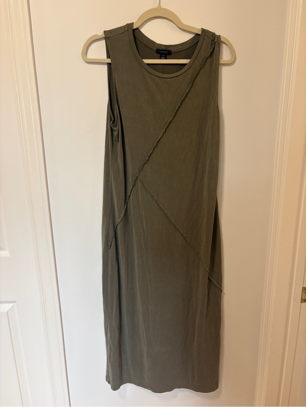 Green maxi dress army olive green casual lounge Size M Halogen